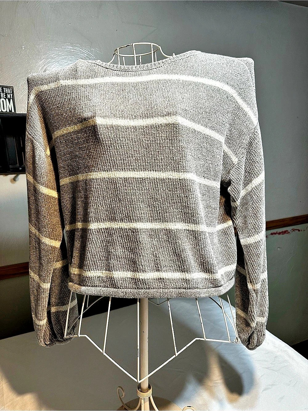 American Eagle Outfitters Striped Crewneck Sweater XS
